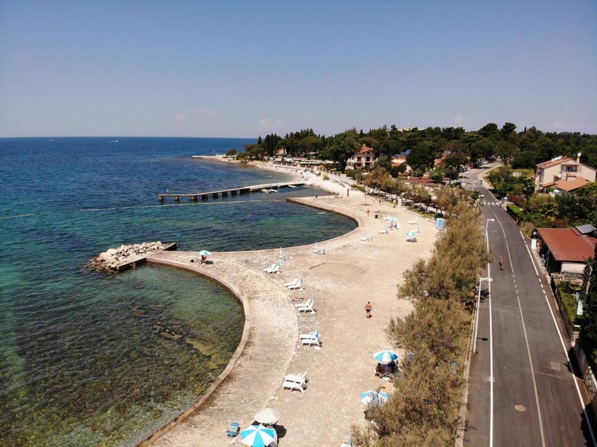 Apartment Laureta Porec Exterior photo